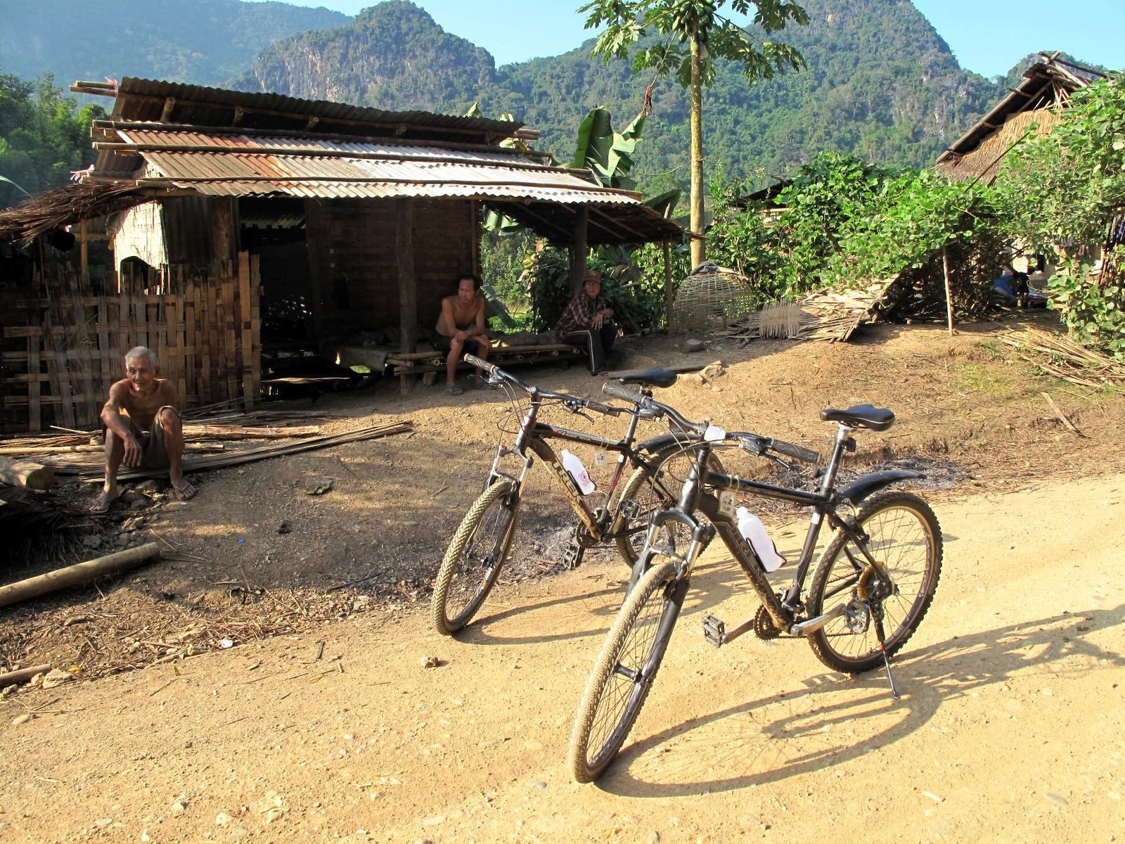 1772707133_Vang Vieng countryside e-bike trip.jpg